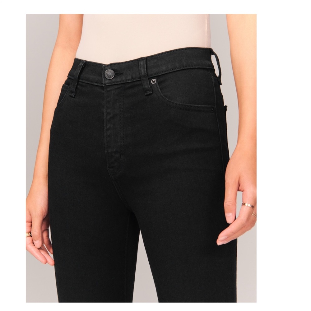 A&F Skinny High Rise Jean - Picture 4 of 6